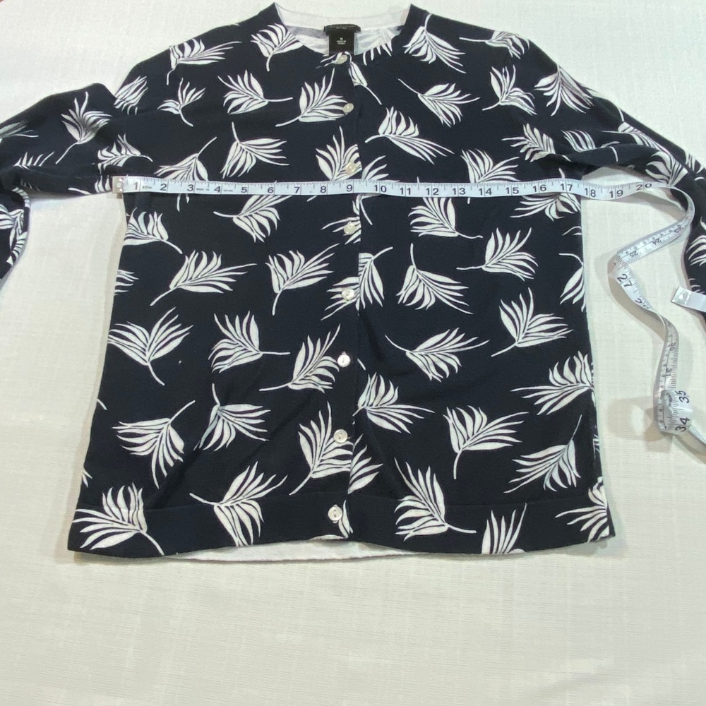 Ann Taylor Factory Leaf Cardigan Navy White Medium - Picture 5 of 8